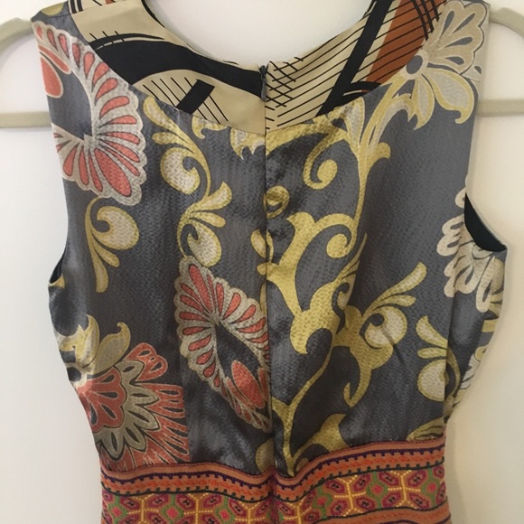 Silk and embroidered top by Whitely - Picture 2 of 6